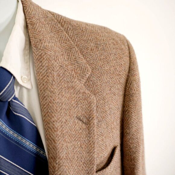WM F Farah Tweed Wool Tan Herringbone 2 Leather Button Sport Coat 40L Tagged 42L - Picture 2 of 13